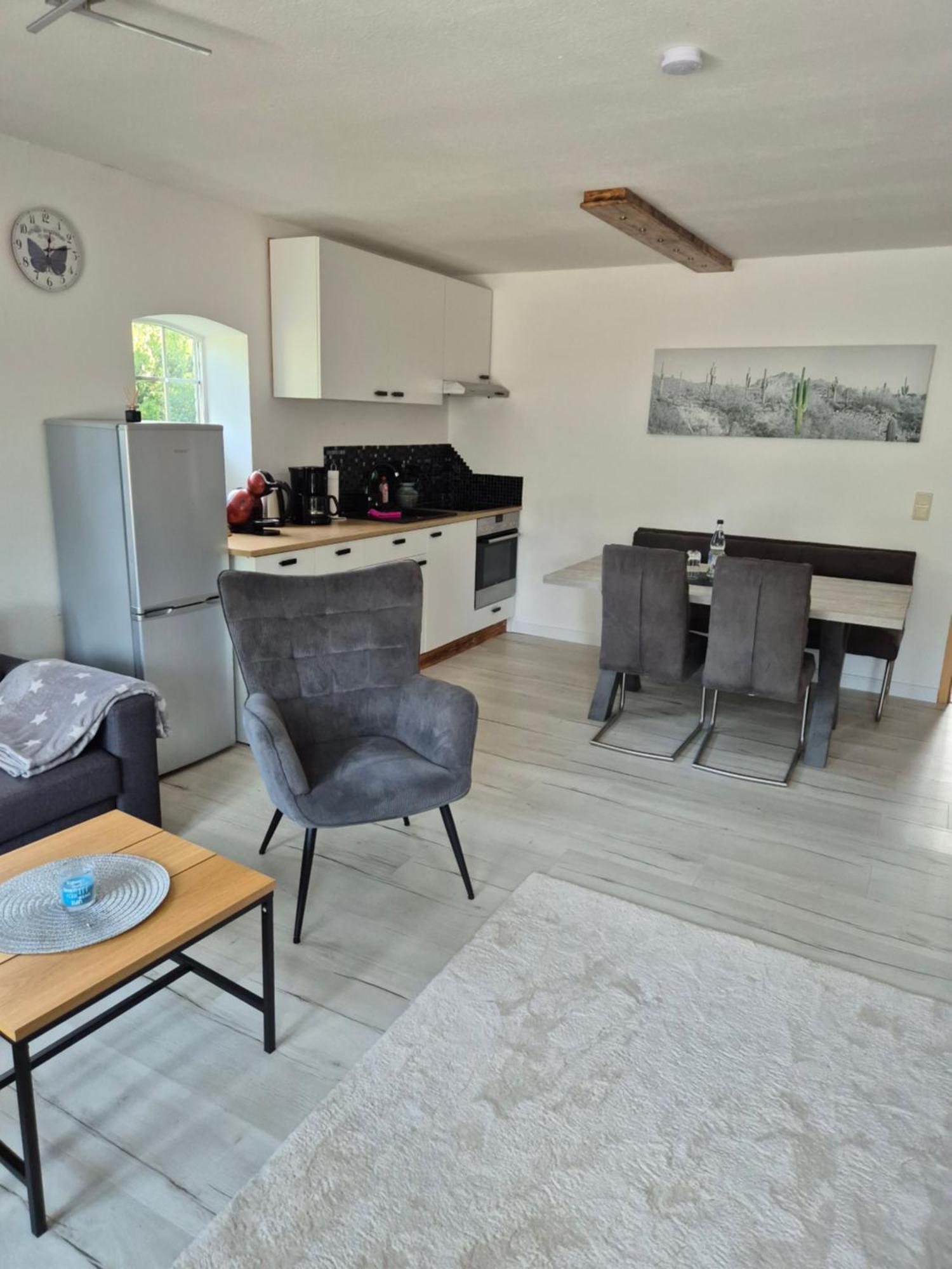 Thirty Minutes Apartment Ellingstedt Екстериор снимка